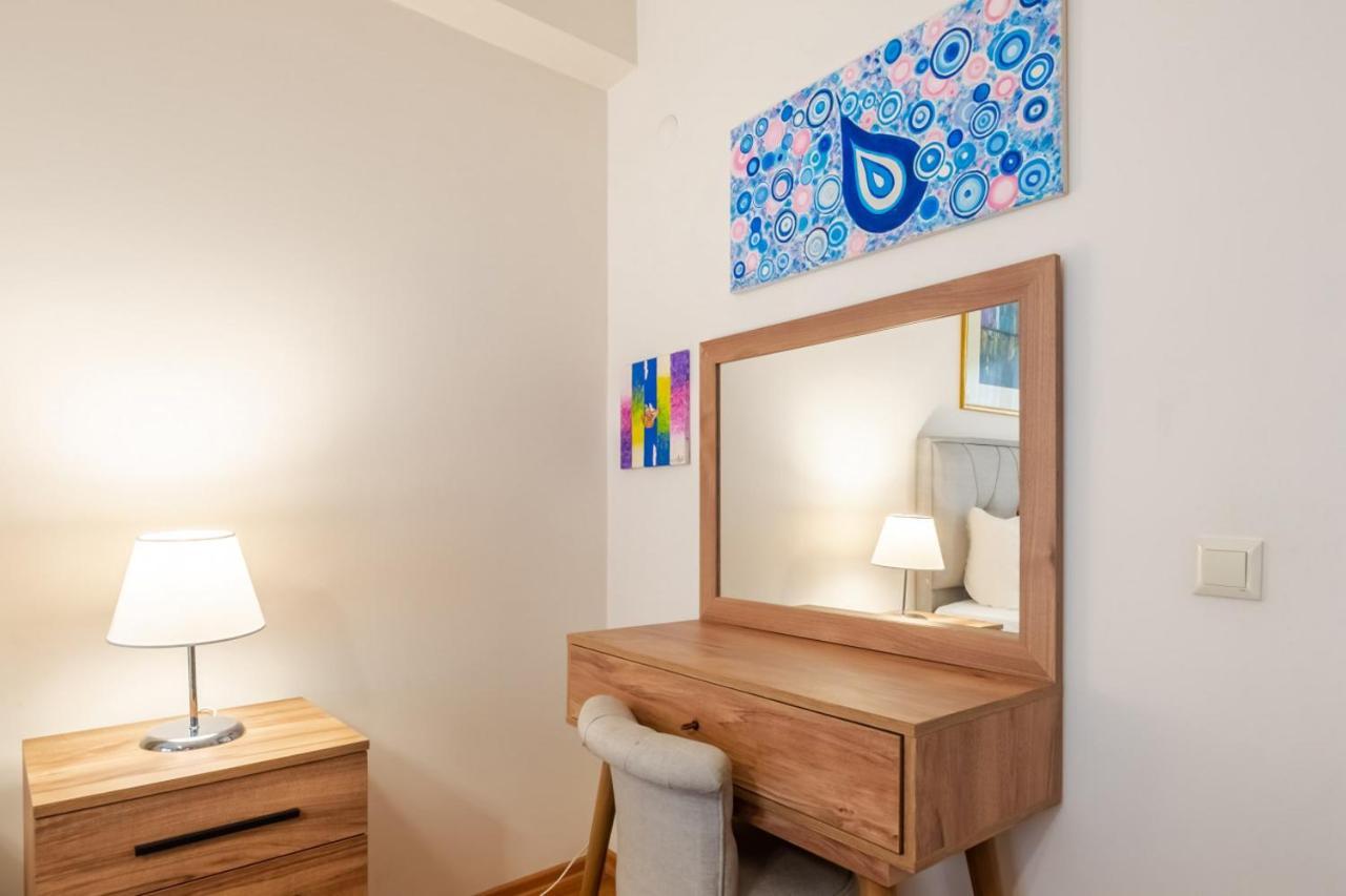 Pleasant Flat With Central Location In Sisli 伊斯坦布尔 外观 照片